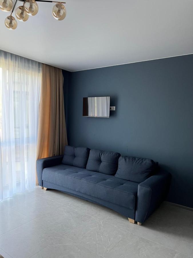 Жк «Сонячний Квартал» Apartment Solochin Bagian luar foto