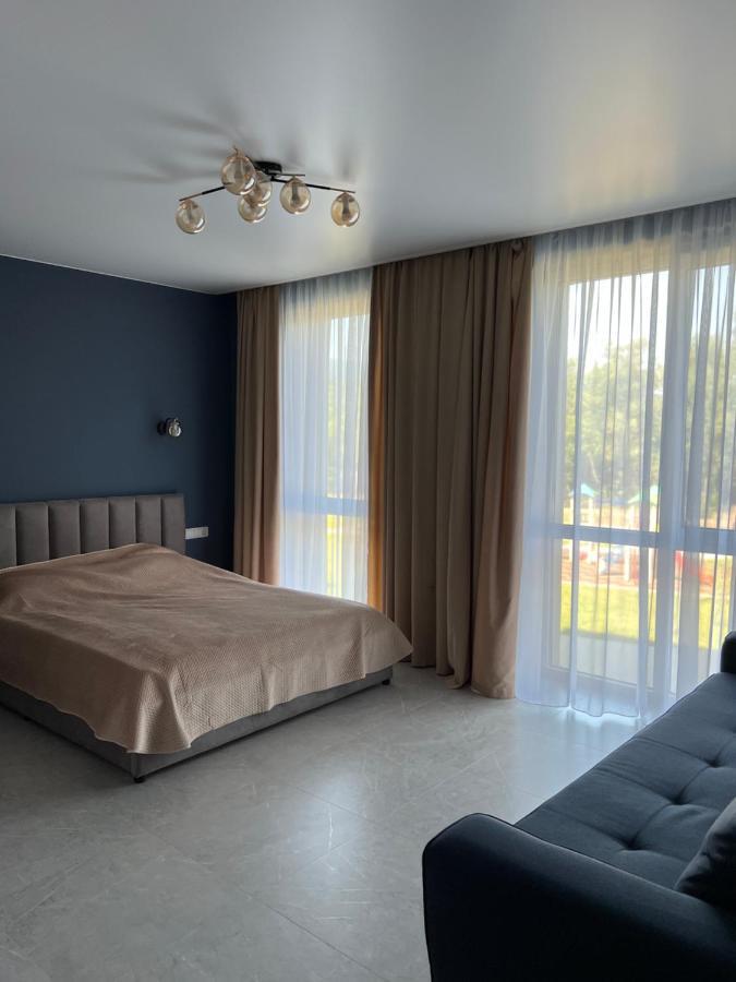 Жк «Сонячний Квартал» Apartment Solochin Bagian luar foto