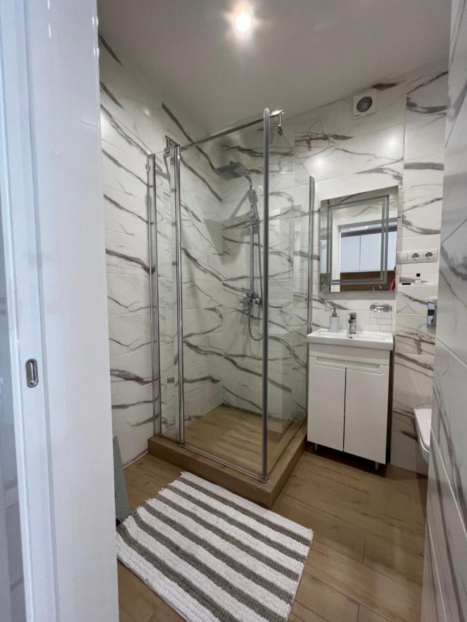 Жк «Сонячний Квартал» Apartment Solochin Bagian luar foto