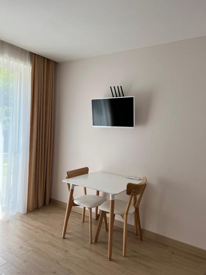 Жк «Сонячний Квартал» Apartment Solochin Bagian luar foto