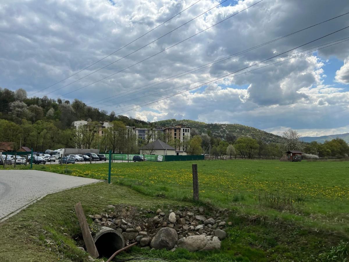 Жк «Сонячний Квартал» Apartment Solochin Bagian luar foto