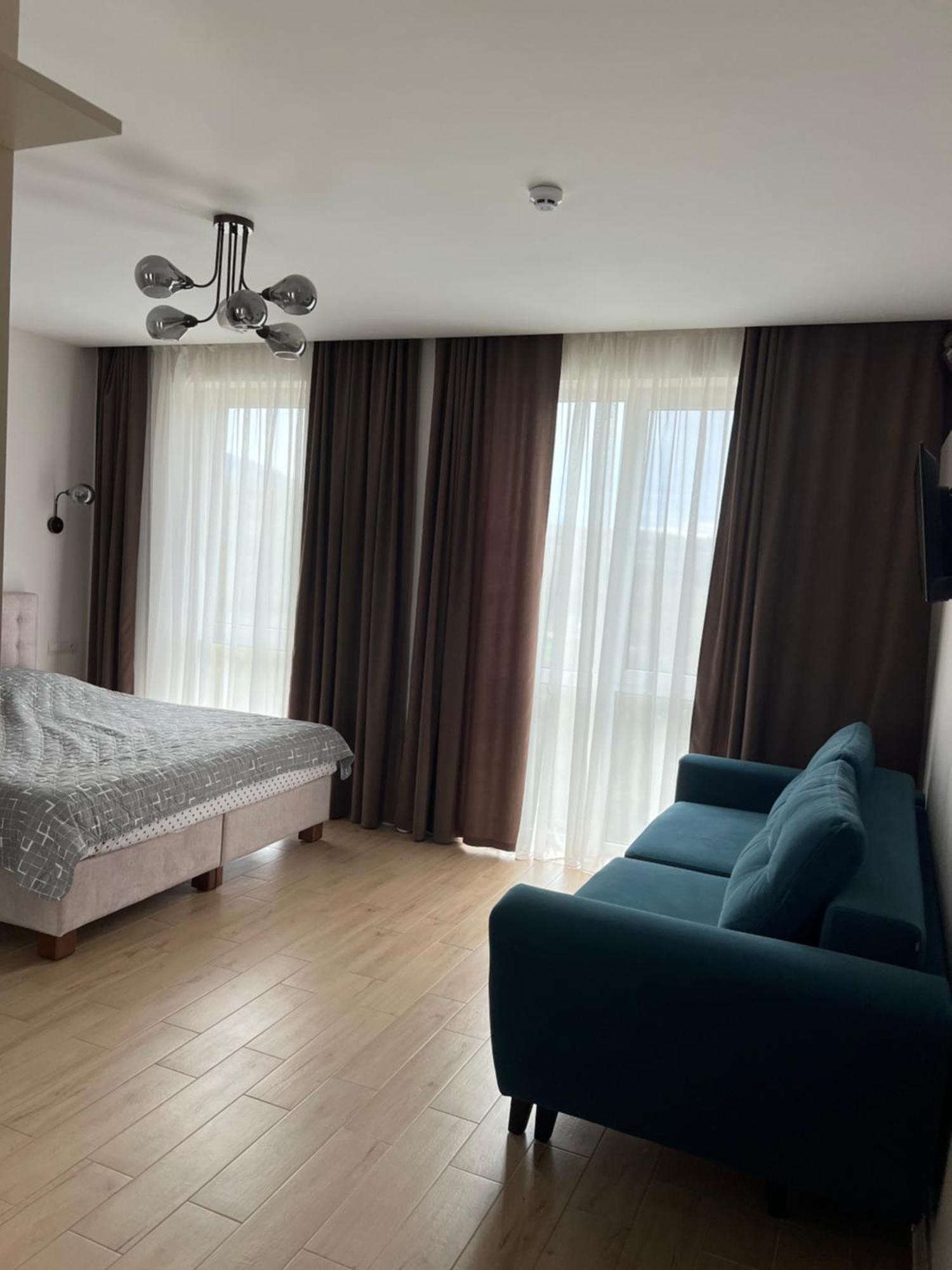 Жк «Сонячний Квартал» Apartment Solochin Bagian luar foto